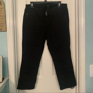 Women’s Torrid Skinny black denim Capri Jeans